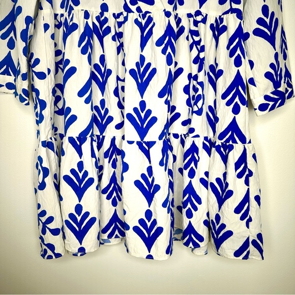 Zara Floral Blue and White V-Neck Mini Dress Size Small - Picture 8 of 11